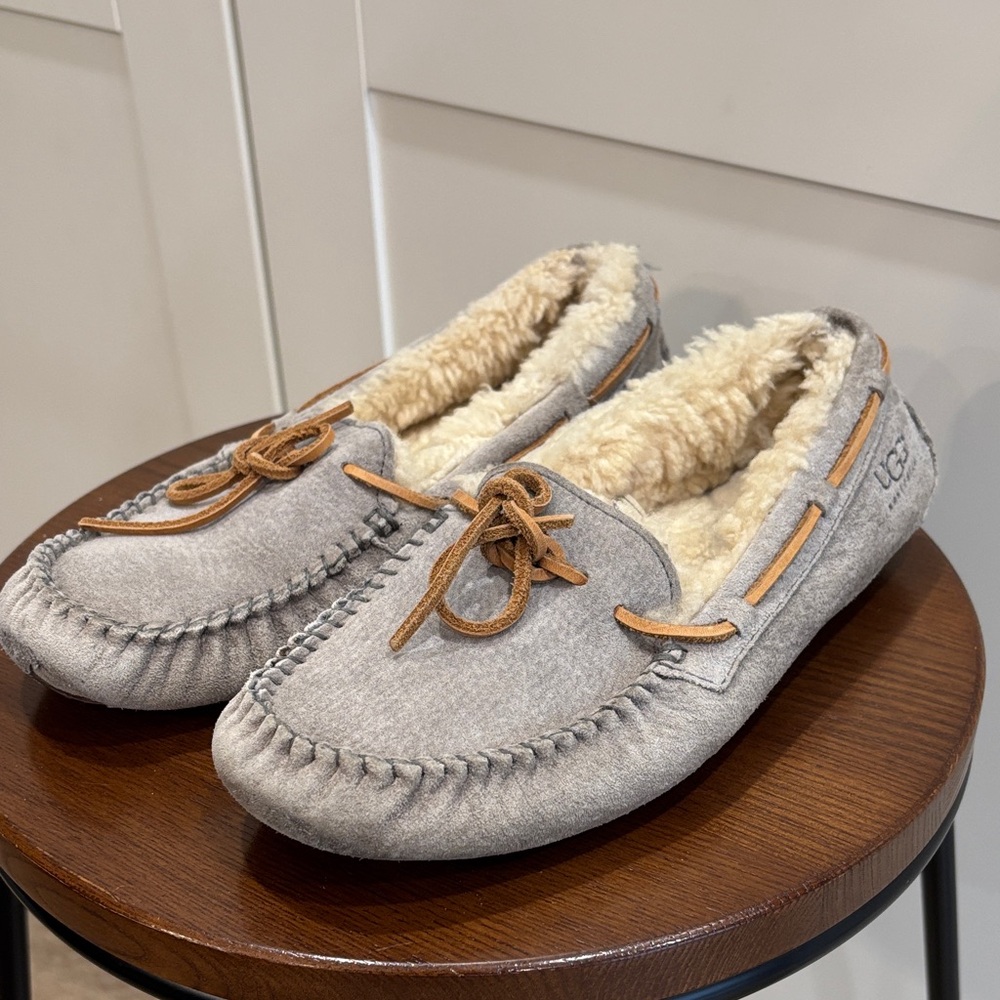 UGG Men's Tan and Cream Loafers
